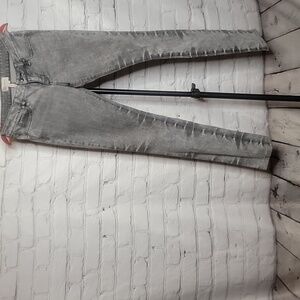 BCBGeneration Women’s skinny jeans low waist sz 27 faded black